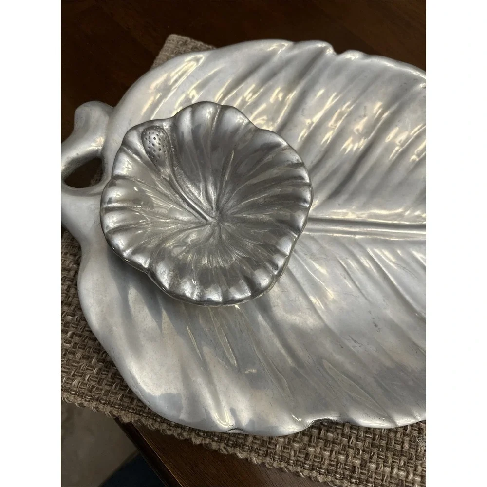 Leaf Shape Serving Tray Chip & Dip‎ Platter Decorative Aluminum Metal 2 Piece